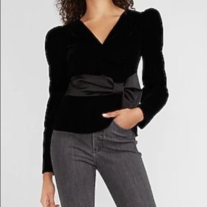 💖🏷Bow Puff Sleeve Top M